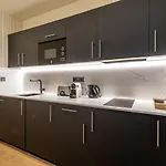 Apartment Metropolitan By Staynn Bilbao