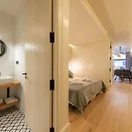Apartment Metropolitan By Staynn