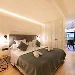 Apartment Metropolitan By Staynn