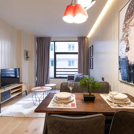 Metropolitan By Staynn Апартаменти *