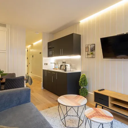 Metropolitan By Staynn Апартаменти