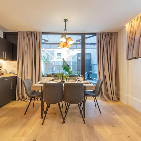 Metropolitan By Staynn Apartament
