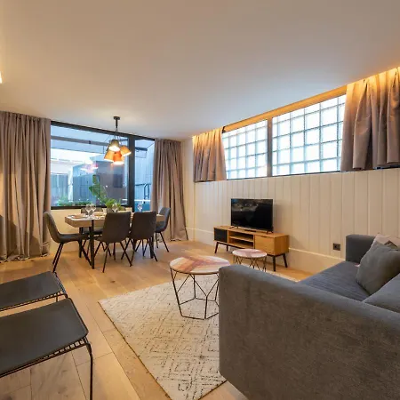 Metropolitan By Staynn Bilbau