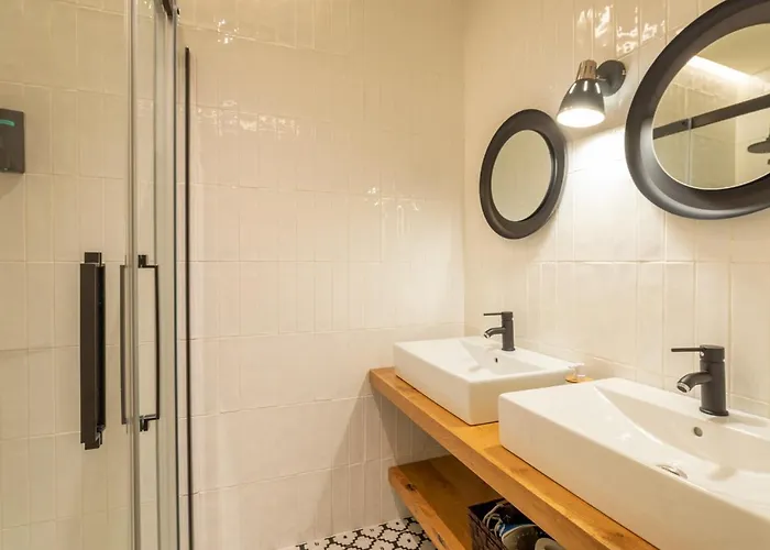 Apartment Metropolitan By Staynn