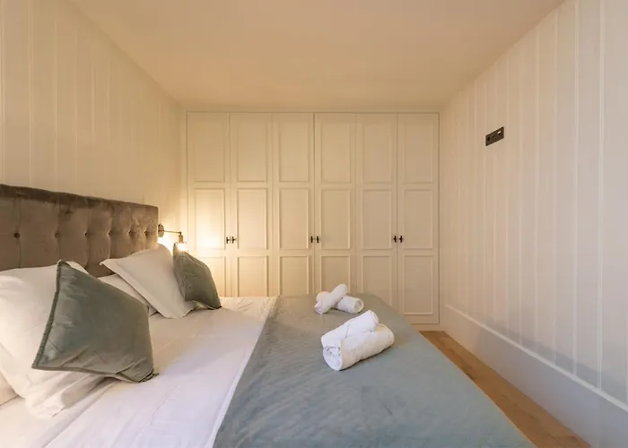 Metropolitan By Staynn Bilbao