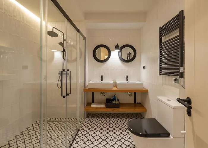 Metropolitan By Staynn Apartment