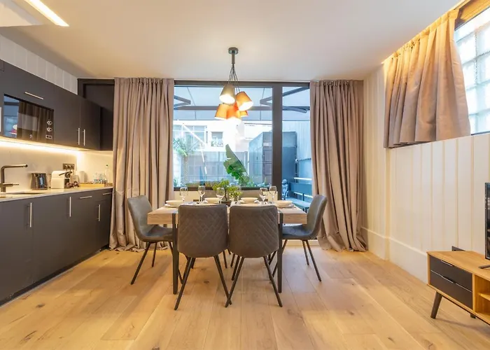 Metropolitan By Staynn アパート